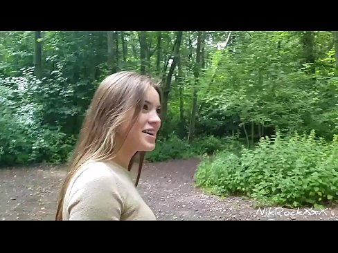 ❤️ Ehdotin Evelinalle, että panisimme julkisella paikalla! Hän suostui. Sitten panin häntä perseeseen ja spermasin hänen suuhunsa. Sitten hän pissasi itseensä. ❌ Kaunis porno at us ☑